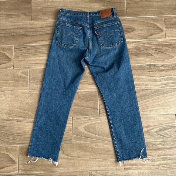 Levi’s 501 Jeans - Picture 2 of 8
